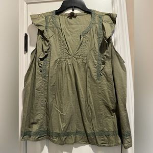 Women’s Loft shirt